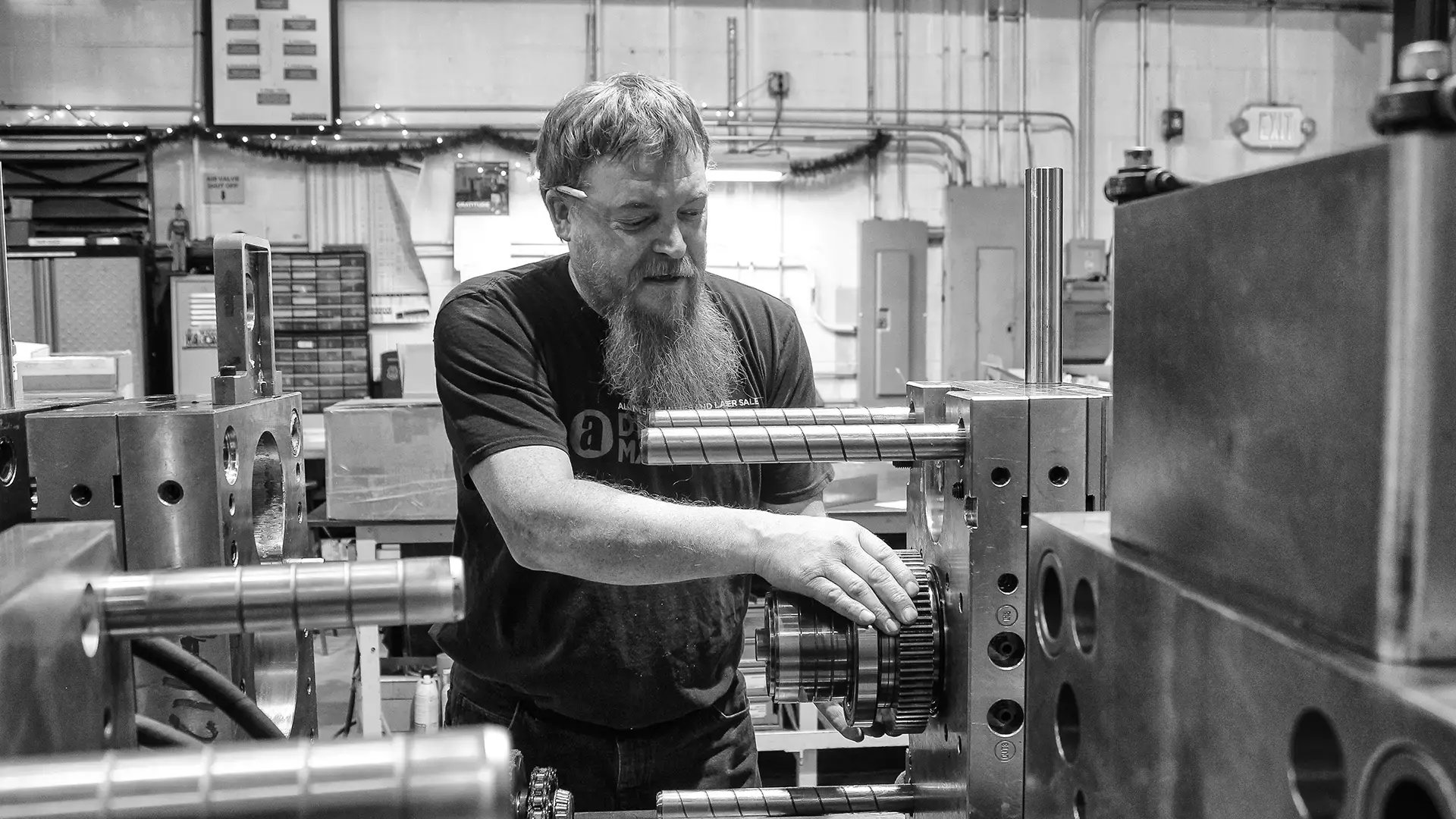 Injection molding workpieces