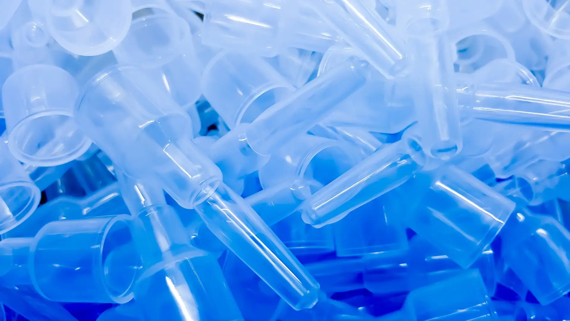 Plastic medical equipment