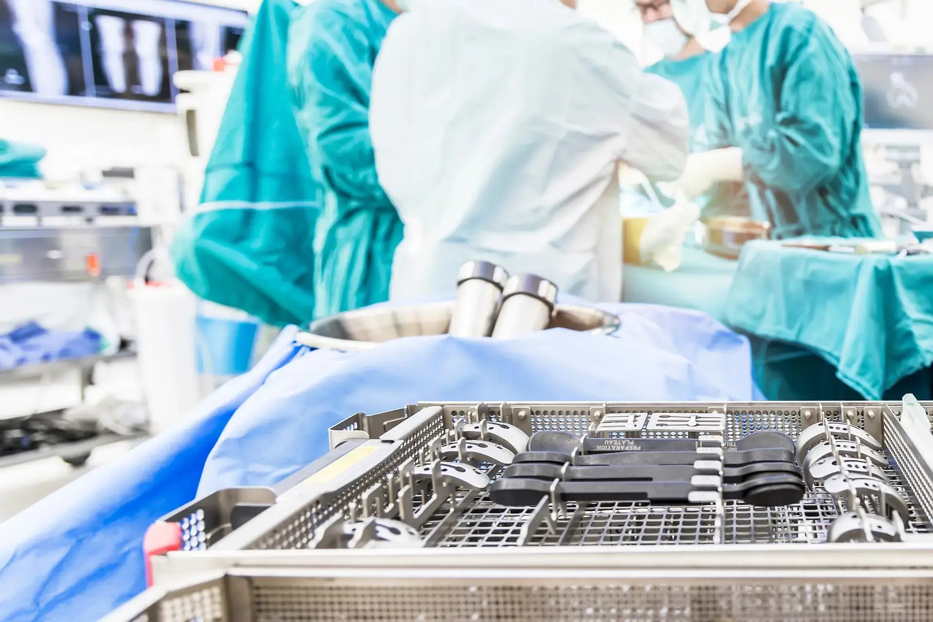 Medical tray with equipment