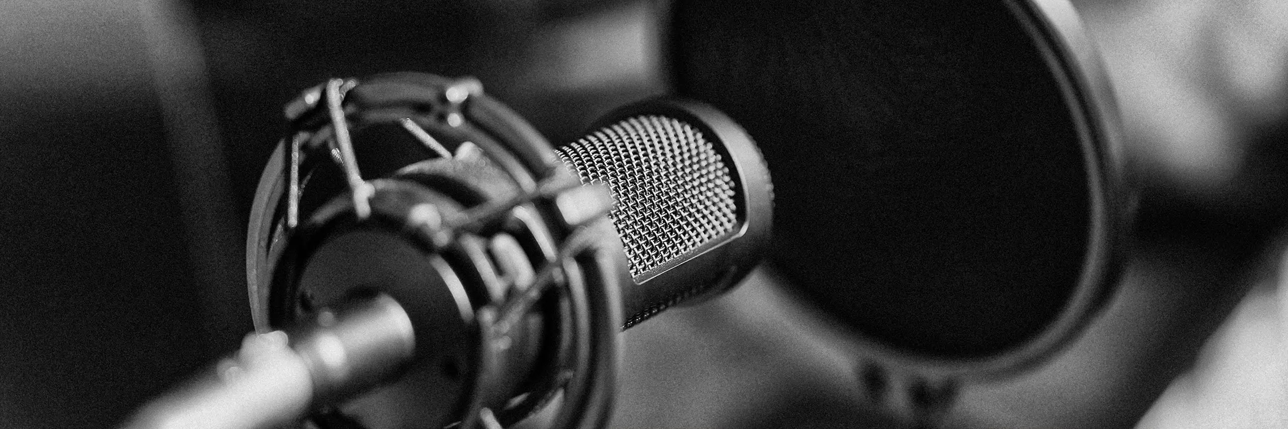 img-2560x853_podcast